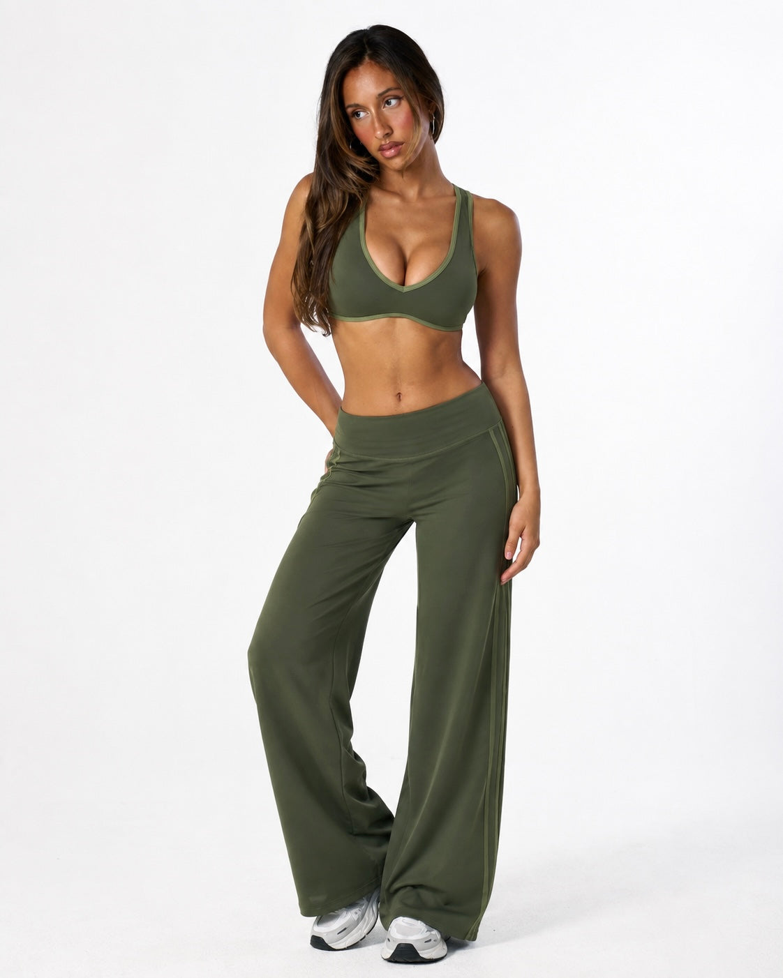 THE CONTOUR SET