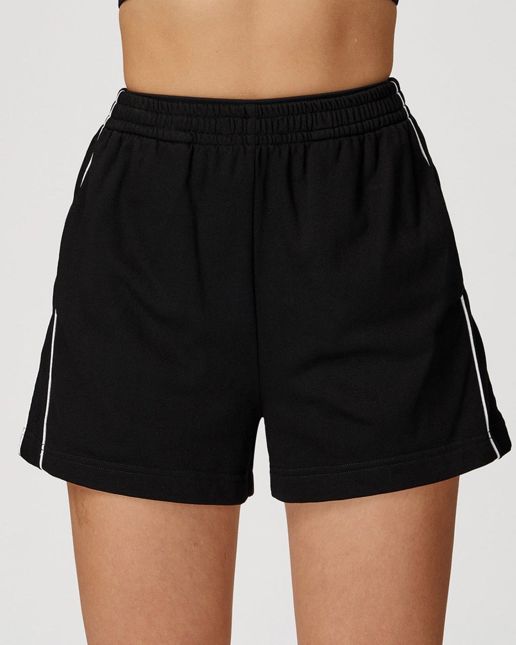 THE BASELINE SHORT
